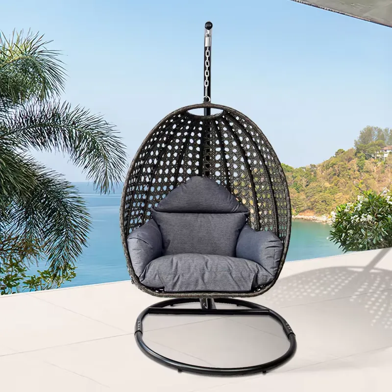 Outdoor Furniture Black - Kursi Gantung Rotan Bentuk Telur Warna