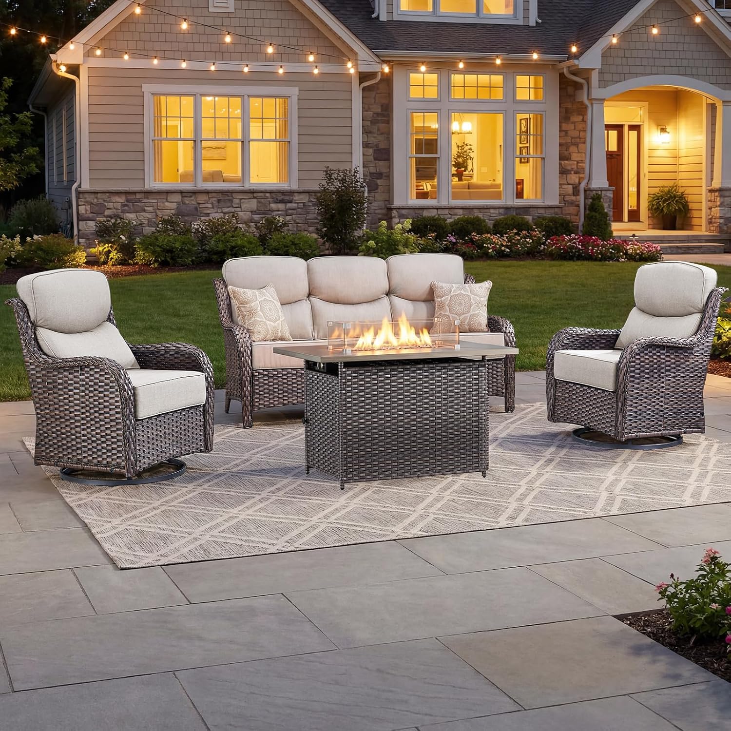 Outdoor Furniture Set With Fire Pit - Set Perabot Teras Mewah dengan Bantal